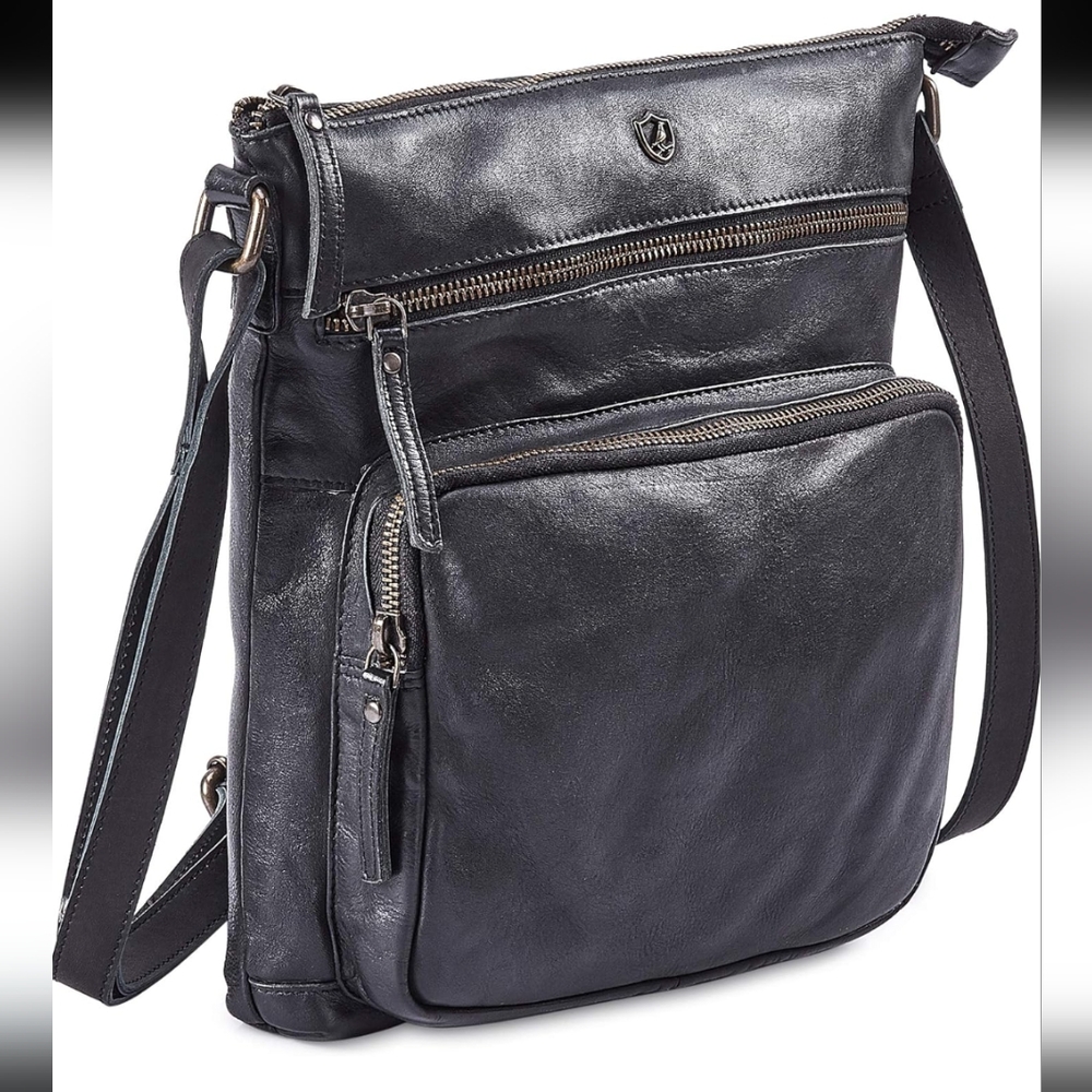 Elegant Black Crossbody Bag